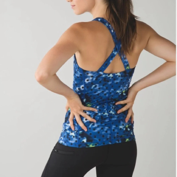 Lululemon Kanto Catch Me Tank Windy Blooms Saphire Blue Multi / Naval Blue 4 - Picture 2 of 10